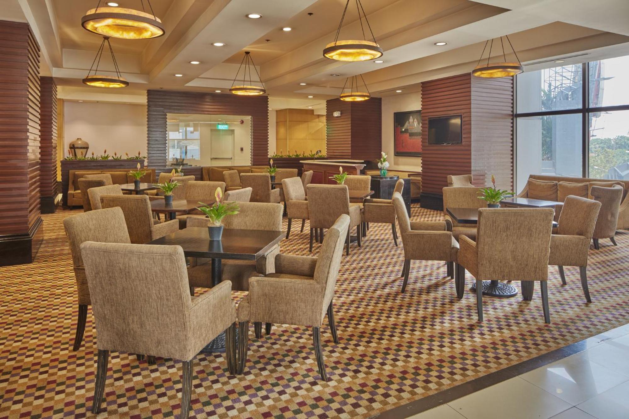 Holiday Inn & Suites Manila Galleria By Ihg Pasig City Εξωτερικό φωτογραφία
