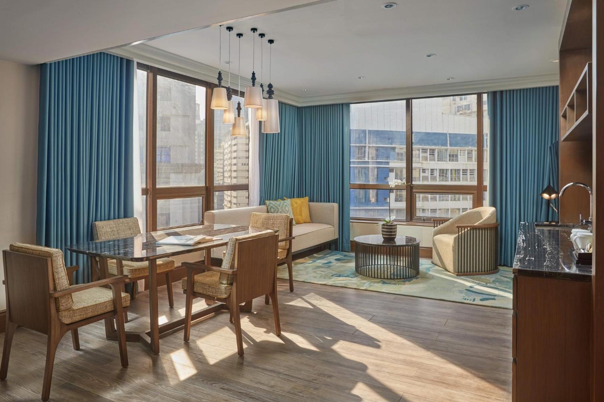 Holiday Inn & Suites Manila Galleria By Ihg Pasig City Εξωτερικό φωτογραφία